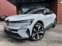 Renault Mégane E-Tech EV40 Boost Charge Techno // NAVI + CARPLAY // FULL LED // CAMERA // CLIMA // STOEL + STUURWIELVERWARMING // SFEERVERLICHT 34