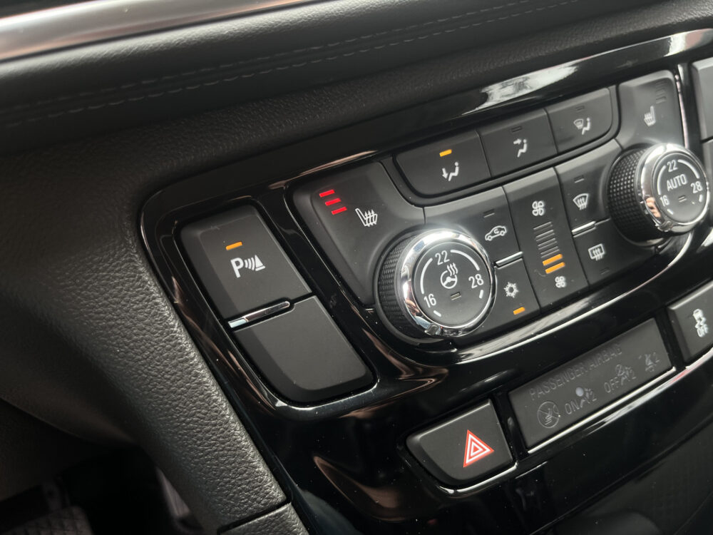 Opel Mokka X 1.4 Turbo Online Edition // LED // HALF-LEDER // KEYLESS // NAVI + CARPLAY // CAMERA // PDC V+A 25