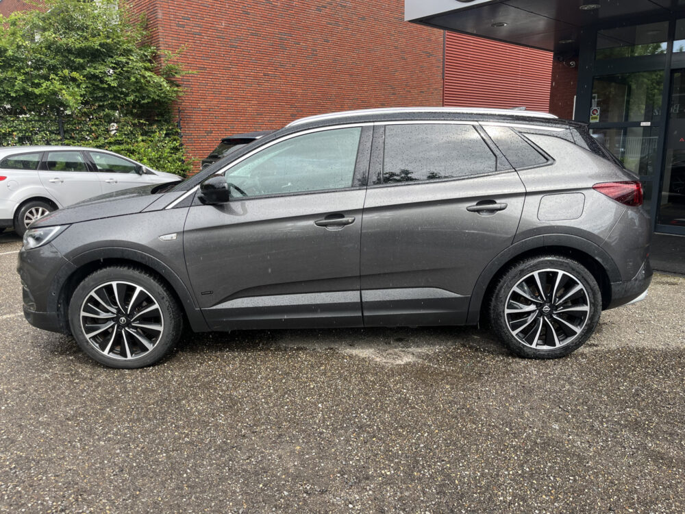 Opel Grandland X 1.6 Turbo Hybrid4 Ultimate 300PK!! // AFN. TREKHAAK // 360 CAMERA // STOELVERKOELING-VERWARMING // ELEK. KLEP // DODEHOEK // NAV 2