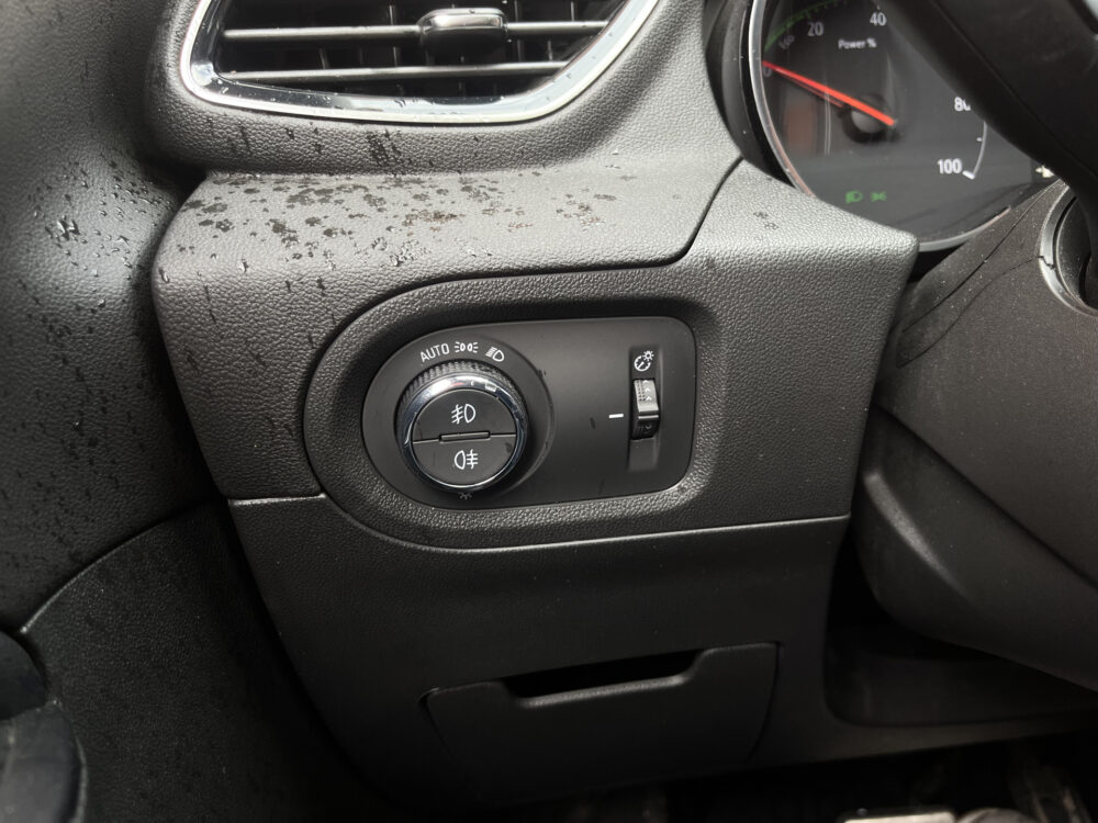 Opel Grandland X 1.6 Turbo Hybrid4 Ultimate 300PK!! // AFN. TREKHAAK // 360 CAMERA // STOELVERKOELING-VERWARMING // ELEK. KLEP // DODEHOEK // NAV 22