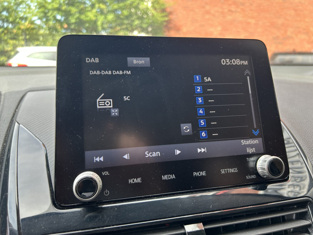 Mitsubishi Eclipse Cross 2.4 PHEV Intense // LED // CAMERA // KEYLESS // APPLE CARPLAY / ANDROID AUTO // CLIMA // STOELVERWARMING 15
