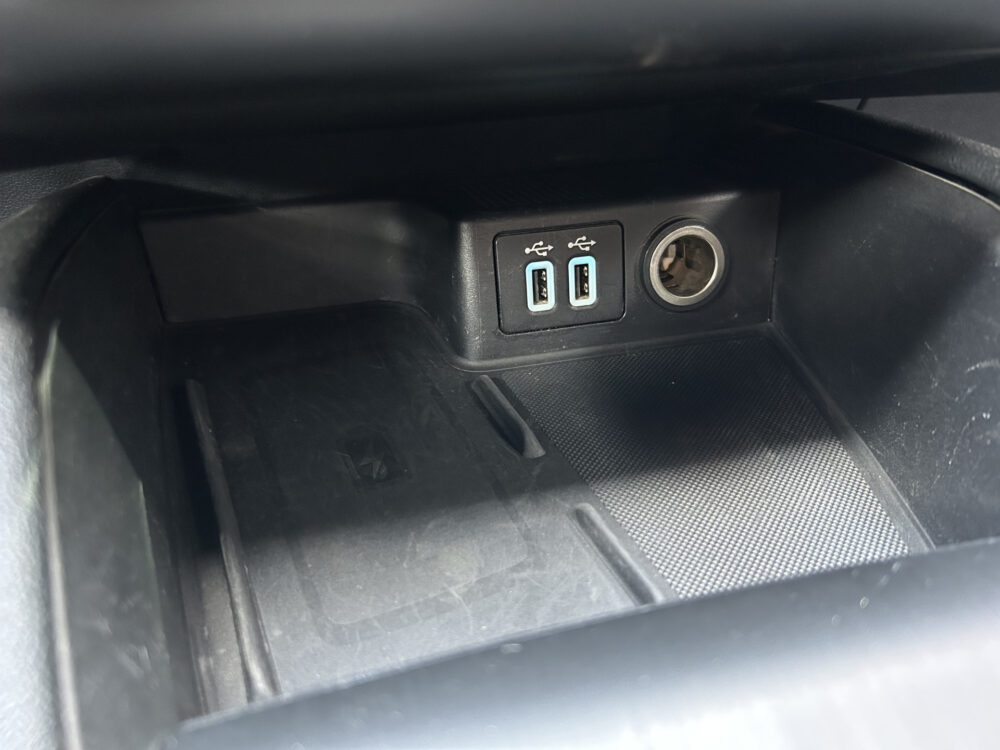 Ford Kuga 2.5 PHEV ST-Line // LED // ADAPTIVE CRUISE // KEYLESS // CAMERA // NAVI + CARPLAY // DODEHOEKDETECTIE 19