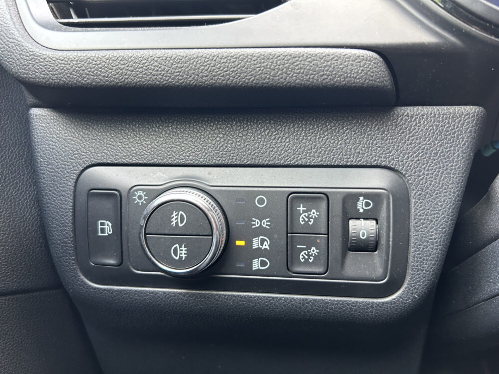 Ford Kuga 2.5 PHEV ST-Line // LED // ADAPTIVE CRUISE // KEYLESS // CAMERA // NAVI + CARPLAY // DODEHOEKDETECTIE 23