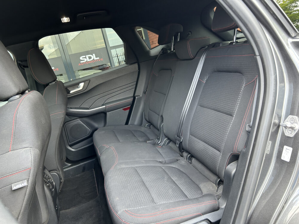 Ford Kuga 2.5 PHEV ST-Line // LED // ADAPTIVE CRUISE // KEYLESS // CAMERA // NAVI + CARPLAY // DODEHOEKDETECTIE 29