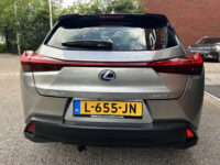 Lexus UX 250h Luxury Line DEALER ONDERHOUDEN!! // FULL LED // ADAPTIVE CRUISE // KEYLESS // NAVI // CAMERA // STOEL + STUURWIELVERWARMING 39