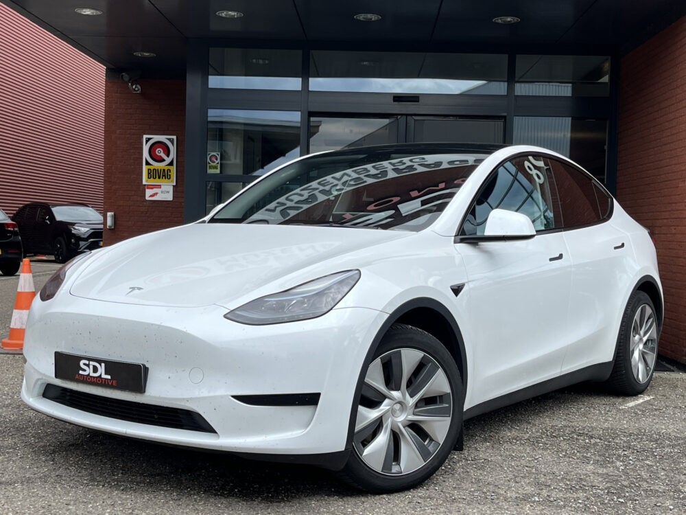 Tesla Model Y RWD 1e EIGENAAR // PANODAK // NAVI // ADAPTIVE CRUISE // CLIMA // AUTOPILOT // 360 CAMERA // LEDEREN BEKLEDING // 1