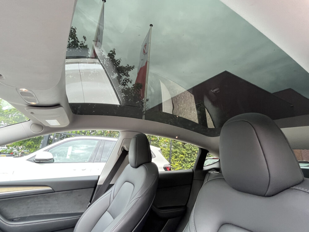 Tesla Model Y RWD 1e EIGENAAR // PANODAK // NAVI // ADAPTIVE CRUISE // CLIMA // AUTOPILOT // 360 CAMERA // LEDEREN BEKLEDING // 11