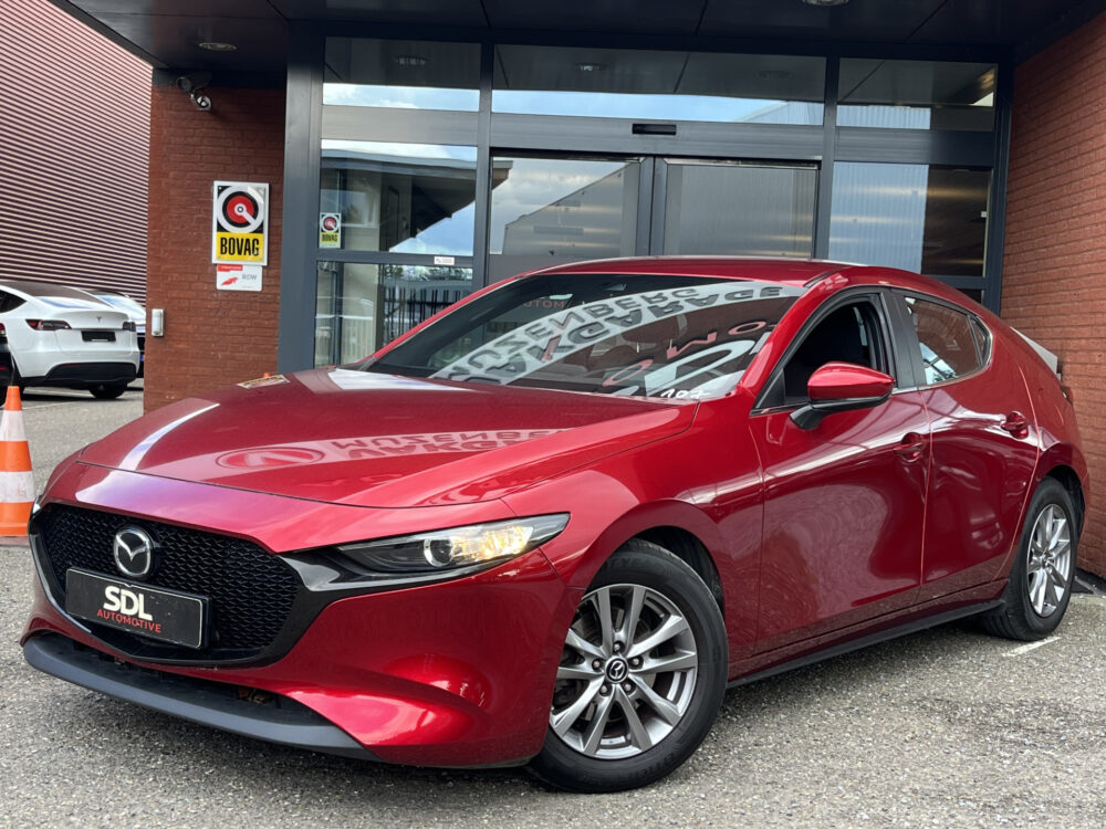 Mazda 3 2.0 SkyActiv-G 120 TS+ // NAVI // PDC // ADAPTIVE CRUISE // BLIND SPOT MONITOR // 1