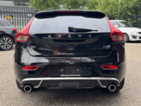 Volvo V40 1.5 T2 R-Design // NAVI // CRUISE // LED // PDC // TREKHAAK // STOELVERWARMING // 36