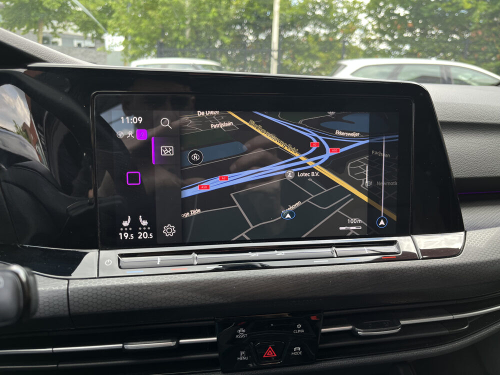 Volkswagen Golf 2.0 TSI GTI // ADAPT. CRUISE // SCHUIF-KANTELDAK // DODEHOEK // VIRTUAL COCKPIT // CAMERA+SENSOREN // NAVI+CARPLAY // 32