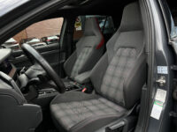 Volkswagen Golf 2.0 TSI GTI // ADAPT. CRUISE // SCHUIF-KANTELDAK // DODEHOEK // VIRTUAL COCKPIT // CAMERA+SENSOREN // NAVI+CARPLAY // 64