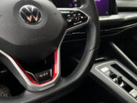 Volkswagen Golf 2.0 TSI GTI // ADAPT. CRUISE // SCHUIF-KANTELDAK // DODEHOEK // VIRTUAL COCKPIT // CAMERA+SENSOREN // NAVI+CARPLAY // 74