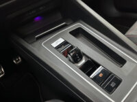 Volkswagen Golf 2.0 TSI GTI // ADAPT. CRUISE // SCHUIF-KANTELDAK // DODEHOEK // VIRTUAL COCKPIT // CAMERA+SENSOREN // NAVI+CARPLAY // 75