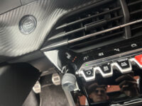 Peugeot 2008 1.2 PureTech GT // ADAPT. CRUISE // // SCHUIF-KANTELDAK // CAMERA+SENSOREN // FULL LED // STOELVERWARMING // 63