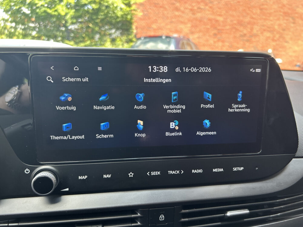 Hyundai i20 1.0 T-GDI 120PK!! N Line NIEUW MODEL // NAVI + CARPLAY // BOSE AUDIO // KEYLESS // STOEL + STUURWIELVERWARMING // CLIMA 16