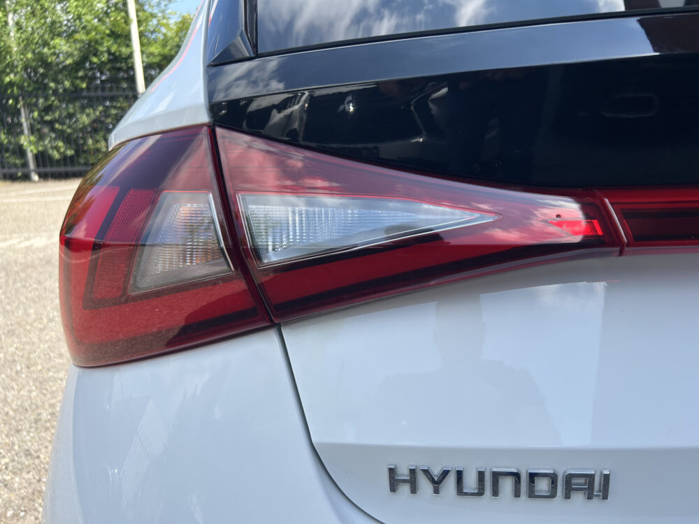 Hyundai i20 1.0 T-GDI 120PK!! N Line NIEUW MODEL // NAVI + CARPLAY // BOSE AUDIO // KEYLESS // STOEL + STUURWIELVERWARMING // CLIMA 33