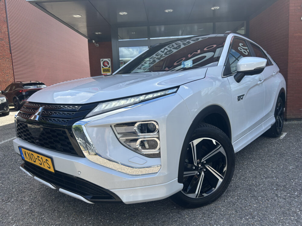 Mitsubishi Eclipse Cross 2.4 PHEV Instyle // FULL LED // LEDER // NAVI + CARPLAY // PANO/SCHUIFKANTELDAK // 360 CAMERA // ADAPTIVE CRUISE 1