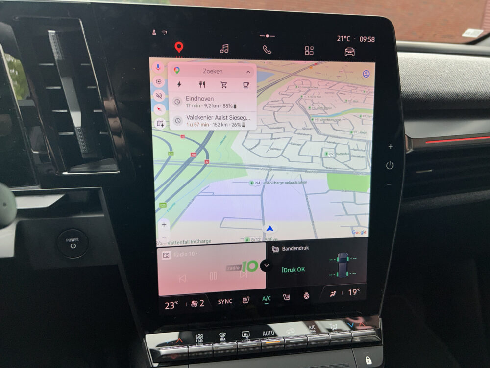 Renault Mégane E-Tech EV40 Standard Charge Techno SOH 94% // GROOT NAVI + CARPLAY // FULL LED // CAMERA // CLIMA // STOEL + STUURWIELVERWARMING 17