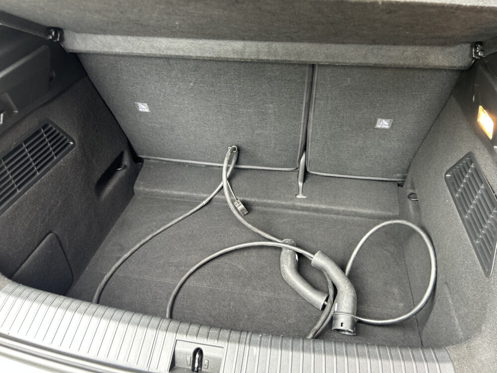 Renault Mégane E-Tech EV40 Standard Charge Techno SOH 94% // GROOT NAVI + CARPLAY // FULL LED // CAMERA // CLIMA // STOEL + STUURWIELVERWARMING 31