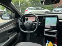 Renault Mégane E-Tech EV40 Standard Charge Techno SOH 94% // GROOT NAVI + CARPLAY // FULL LED // CAMERA // CLIMA // STOEL + STUURWIELVERWARMING 42