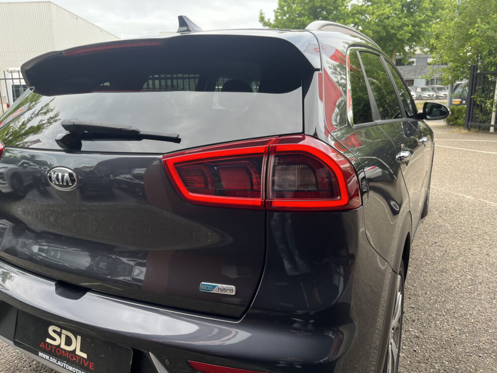 Kia Niro 1.6 GDi Hybrid DynamicLine // ADAPT. CRUISE // CAMERA+SENSOREN // KEYLESS // NAVI+CARPLAY // CLIMA // 14
