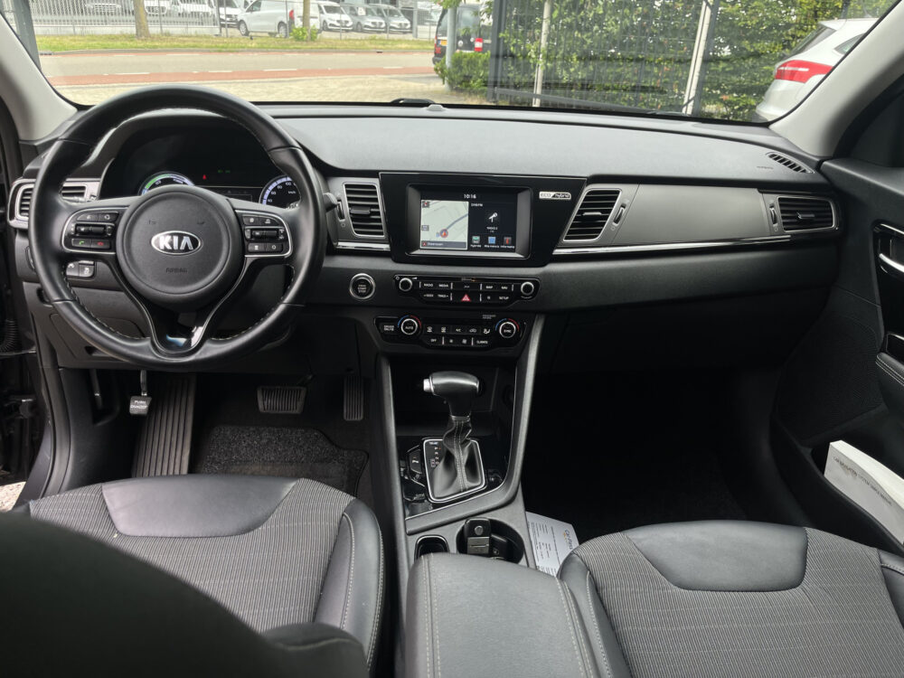 Kia Niro 1.6 GDi Hybrid DynamicLine // ADAPT. CRUISE // CAMERA+SENSOREN // KEYLESS // NAVI+CARPLAY // CLIMA // 18