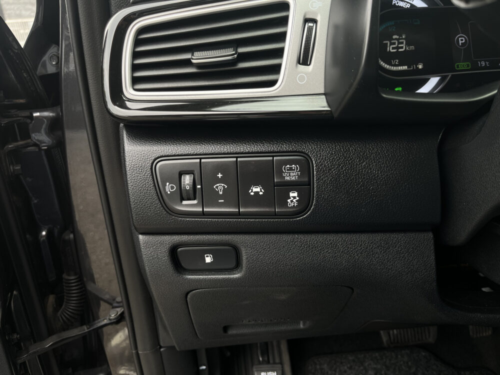 Kia Niro 1.6 GDi Hybrid DynamicLine // ADAPT. CRUISE // CAMERA+SENSOREN // KEYLESS // NAVI+CARPLAY // CLIMA // 20