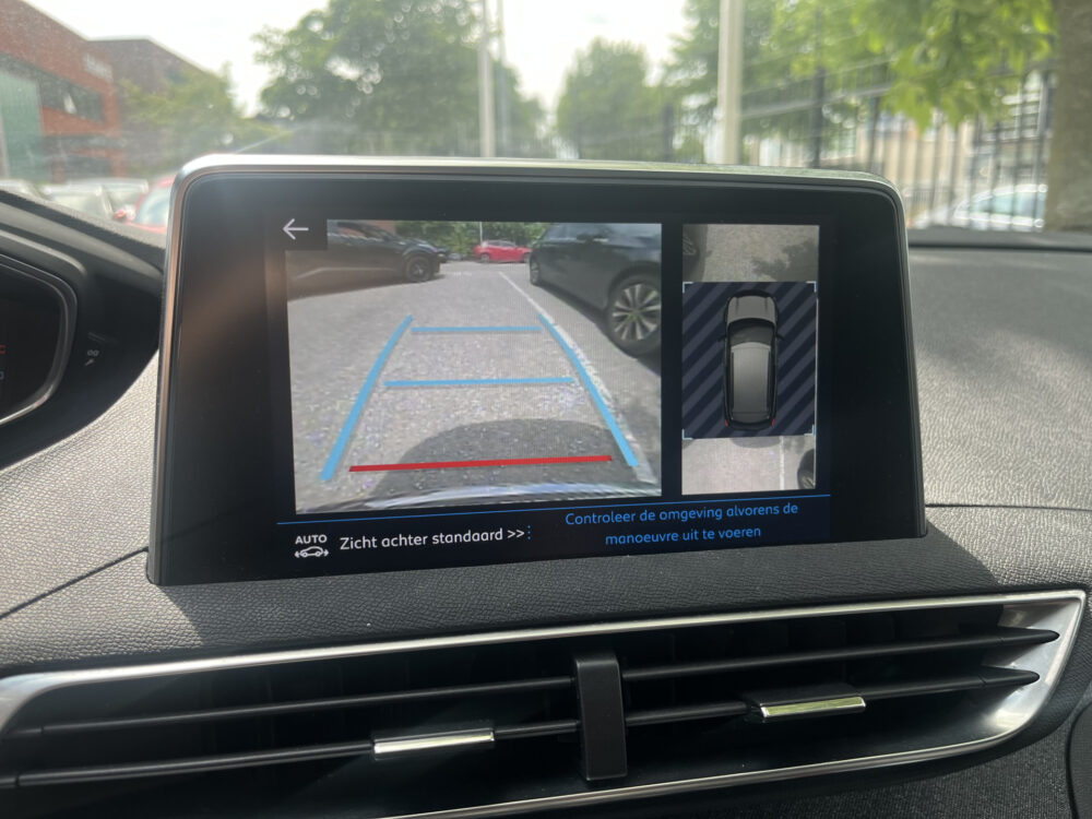 Peugeot 3008 1.2 PureTech Allure Avantage // SCHUIF-KANTELDAK // 360 CAMERA // CRUISE // NAVI+CARPLAY // HALF LEDER // 26