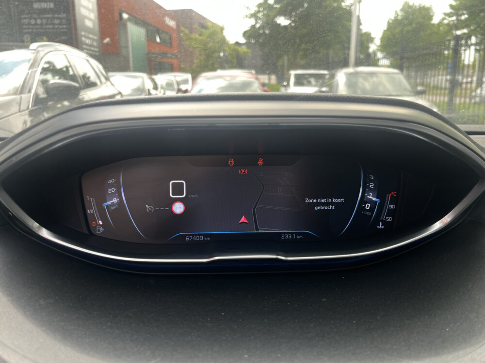 Peugeot 3008 1.2 PureTech Allure Avantage // SCHUIF-KANTELDAK // 360 CAMERA // CRUISE // NAVI+CARPLAY // HALF LEDER // 5