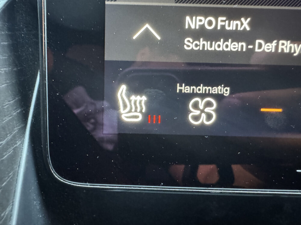 Polestar 2 Standard Range Single Motor 63kWh 96% SOH // FULL LED // KEYLESS // NAVI + CARPLAY // CAMERA // PDC V+A // ELEK. ACHTERKLEP 27