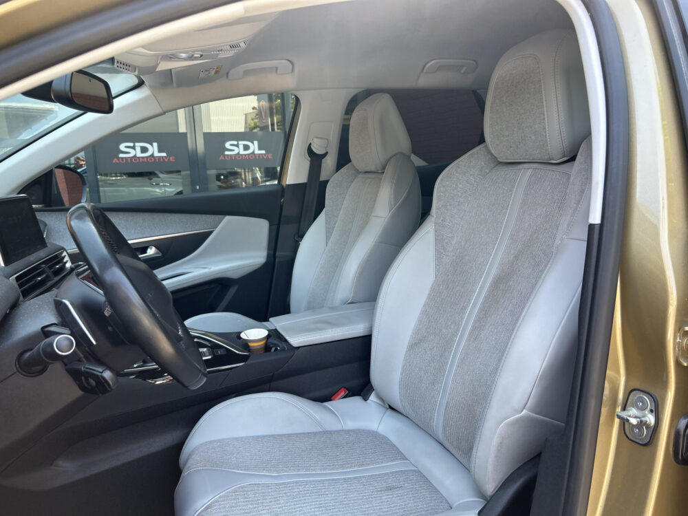 Peugeot 3008 1.2 PureTech Première // LED // FOCAL AUDIO // HALF-LEDER // APPLE CARPLAY / ANDROID AUTO // PDC V+A // CLIMA // CRUISE 8