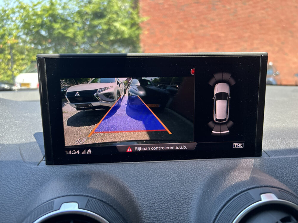 Audi Q2 35 TFSI S-Line Edition // SCHUIFKANTELDAK // VIRTUAL COCKPIT // FULL LED // LEDER // NAVI // CAMERA // KEYLESS // CLIMA // STOEL 17