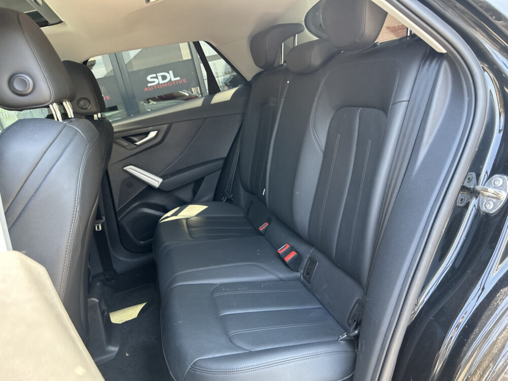Audi Q2 35 TFSI S-Line Edition // SCHUIFKANTELDAK // VIRTUAL COCKPIT // FULL LED // LEDER // NAVI // CAMERA // KEYLESS // CLIMA // STOEL 32