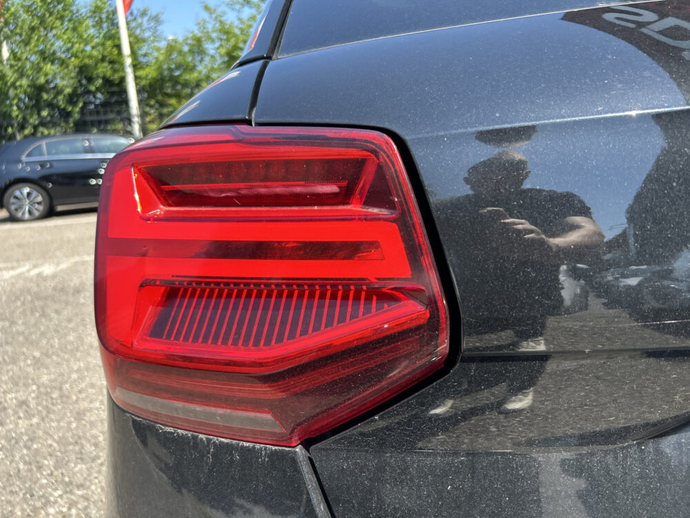 Audi Q2 35 TFSI S-Line Edition // SCHUIFKANTELDAK // VIRTUAL COCKPIT // FULL LED // LEDER // NAVI // CAMERA // KEYLESS // CLIMA // STOEL 35