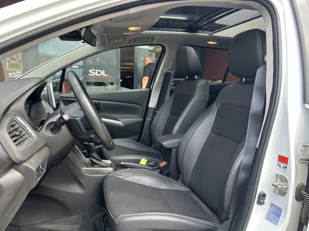 Suzuki S-Cross 1.5 Hybrid Style // FULL LED // PANO/SCHUIFKANTELDAK // HALF-LEDER // NAVI + CARPLAY // KEYLESS // ADAPTIVE CRUISE // 360 CAMERA 8
