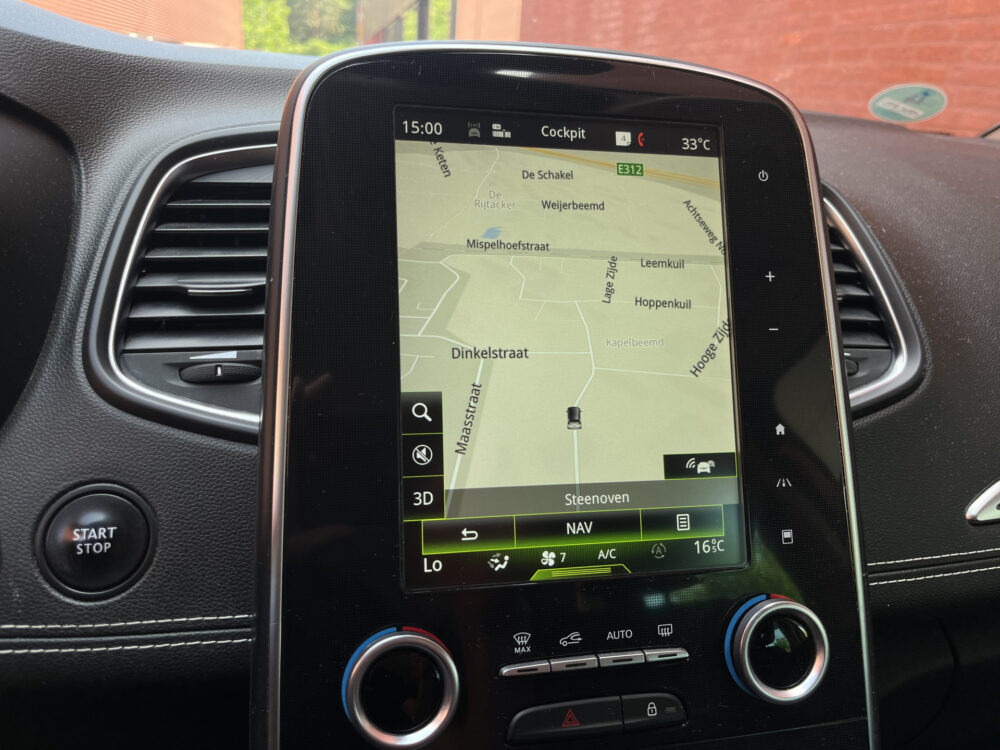 Renault Scénic 1.2 TCe Bose // WEGKLAPBARE TREKHAAK // BOSE // DODEHOEK // KEYLESS // CAMERA+SENSOREN // NAVI // 28