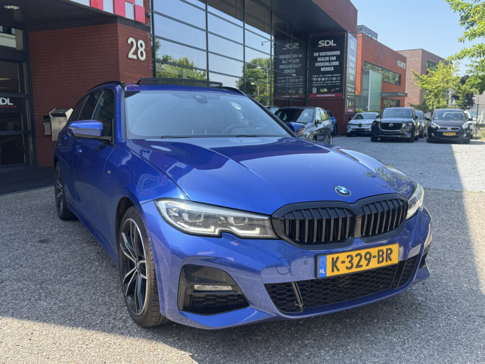 BMW 3 Serie Touring 330e Business Edition Plus // M-SPORT // PANO // LED // CRUISE // HARMAN/KARDON // STOEL & STUURWIELVERWARMING // TREKHA 2