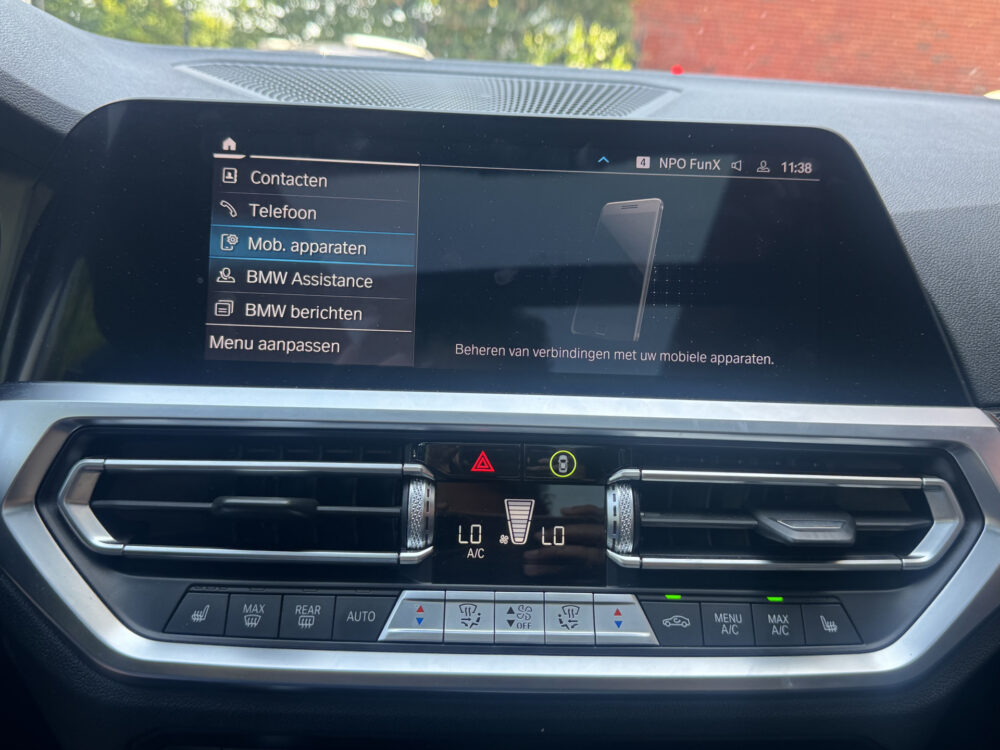 BMW 3 Serie Touring 330e Business Edition Plus // M-SPORT // PANO // LED // CRUISE // HARMAN/KARDON // STOEL & STUURWIELVERWARMING // TREKHA 25