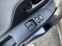 Toyota Yaris 1.3 VVT-i Trend 1E EIGENAAR - UNIEKE KMSTAND - NAP // TREKHAAK // CRUISE // CLIMA // NAVI // PARKEERCAMERA // 51