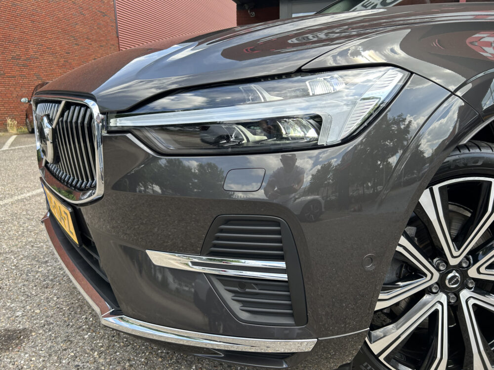 Volvo XC60 2.0 T8 Plug-in hybrid AWD Ultimate Dark 455PK! // ADAPT. CRUISE // PANODAK // HARMAN&KARDON // LEDER // ELEK. STOELEN+GEHEUGEN / 30