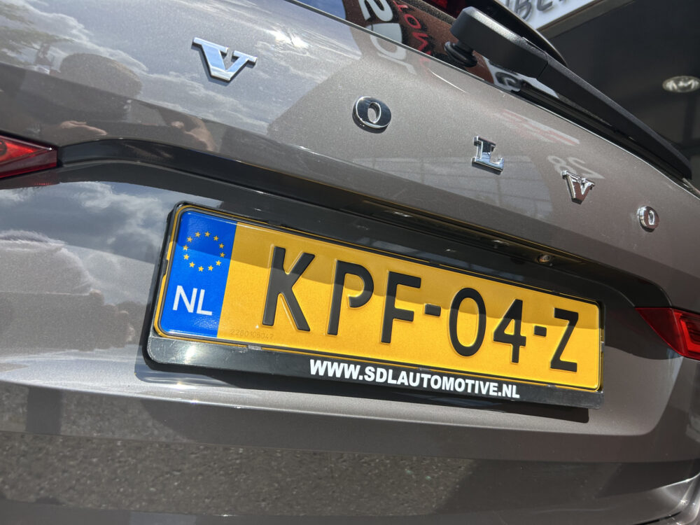 Volvo XC60 2.0 T8 Plug-in hybrid AWD Ultimate Dark 455PK! // ADAPT. CRUISE // PANODAK // HARMAN&KARDON // LEDER // ELEK. STOELEN+GEHEUGEN / 39