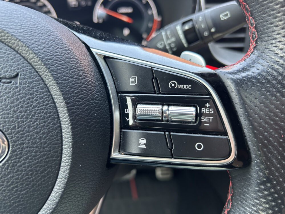 Kia ProCeed 1.6 T-GDI GT // FULL LED // SCHUIFKANTELDAK // JBL AUDIO // VIRTUAL COCKPIT // ADAPTIVE CRUISE // MEMORY SEAT // WINTERPACK // V 10