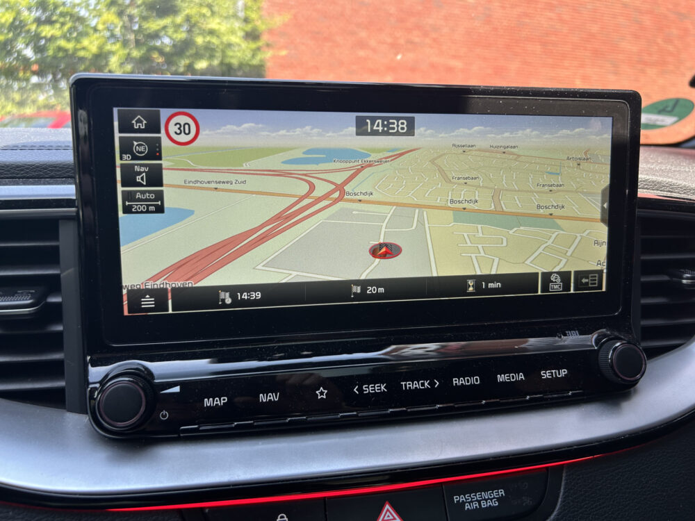Kia ProCeed 1.6 T-GDI GT // FULL LED // SCHUIFKANTELDAK // JBL AUDIO // VIRTUAL COCKPIT // ADAPTIVE CRUISE // MEMORY SEAT // WINTERPACK // V 16