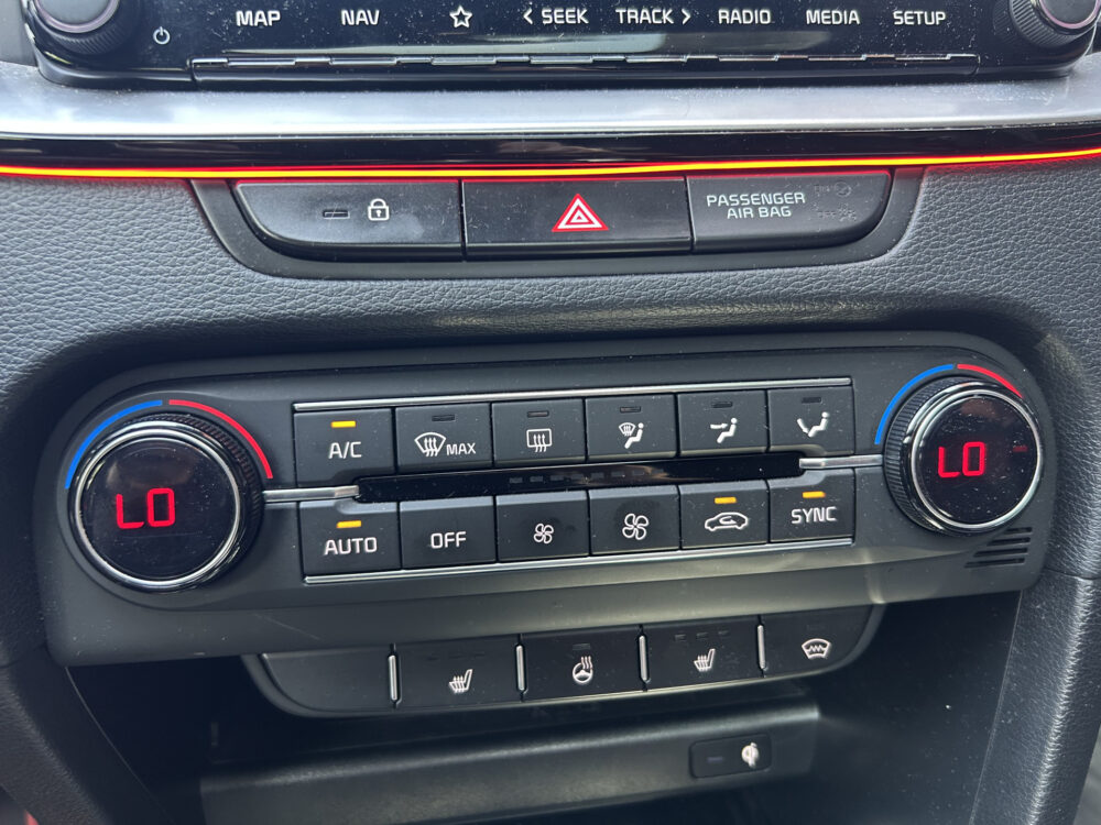 Kia ProCeed 1.6 T-GDI GT // FULL LED // SCHUIFKANTELDAK // JBL AUDIO // VIRTUAL COCKPIT // ADAPTIVE CRUISE // MEMORY SEAT // WINTERPACK // V 20