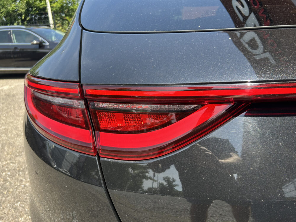 Kia ProCeed 1.6 T-GDI GT // FULL LED // SCHUIFKANTELDAK // JBL AUDIO // VIRTUAL COCKPIT // ADAPTIVE CRUISE // MEMORY SEAT // WINTERPACK // V 38