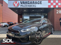 Kia ProCeed 1.6 T-GDI GT // FULL LED // SCHUIFKANTELDAK // JBL AUDIO // VIRTUAL COCKPIT // ADAPTIVE CRUISE // MEMORY SEAT // WINTERPACK // V 40