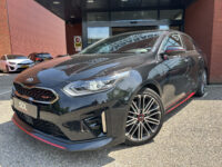 Kia ProCeed 1.6 T-GDI GT // FULL LED // SCHUIFKANTELDAK // JBL AUDIO // VIRTUAL COCKPIT // ADAPTIVE CRUISE // MEMORY SEAT // WINTERPACK // V 41