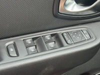 Renault Clio 0.9 TCe Intens // NAVI // PDC // CRUISE // STOELVERWARMING // DAB RADIO // CLIMA // 63