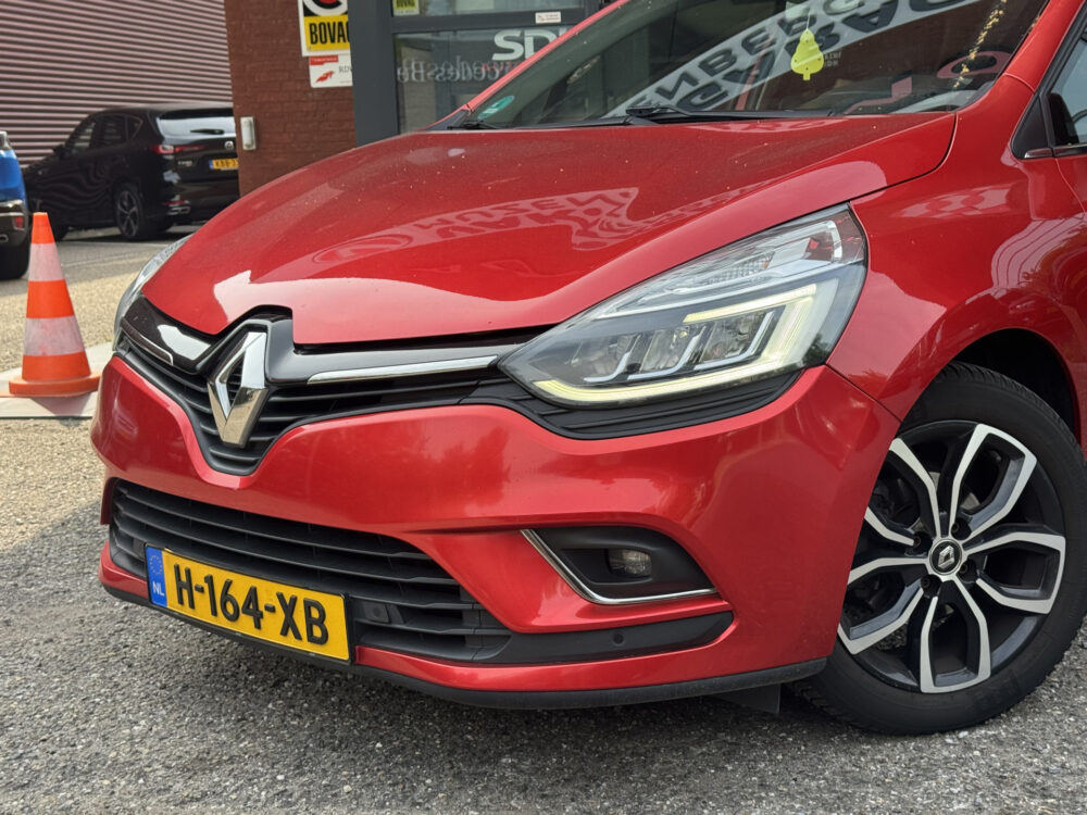 Renault Clio 0.9 TCe Intens // NAVI // PDC // CRUISE // STOELVERWARMING // DAB RADIO // CLIMA // 7