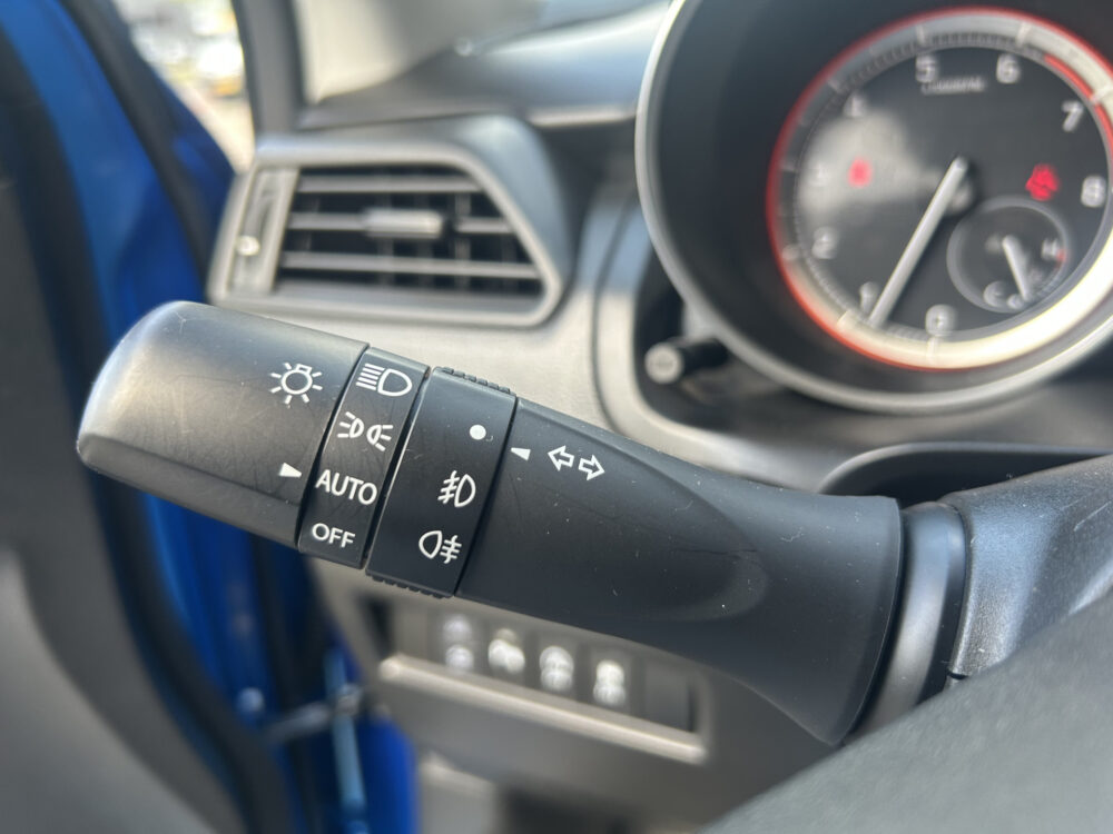 Suzuki Swift 1.2 Style Smart Hybrid // CAMERA // APPLE CARPLAY - ANDROID AUTO // STOELVERWARMING // AIRCO // ADAPTIVE CRUISE // PDC // TREKHA 13